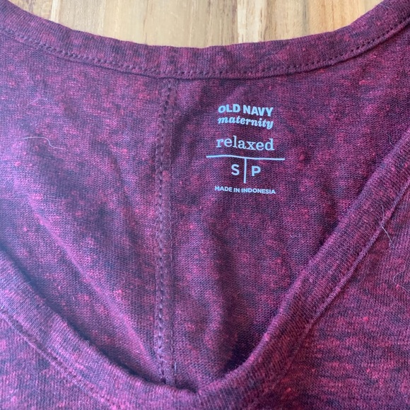 Maternity t-shirt and tank top - Picture 5 of 7